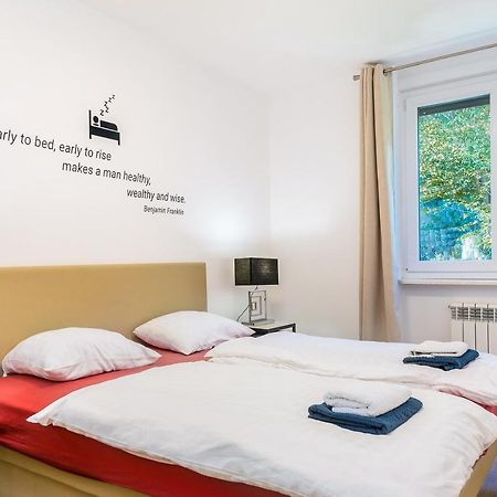 Modern 2Bdr Apartment In Old Town- Best Location Zagabria Esterno foto