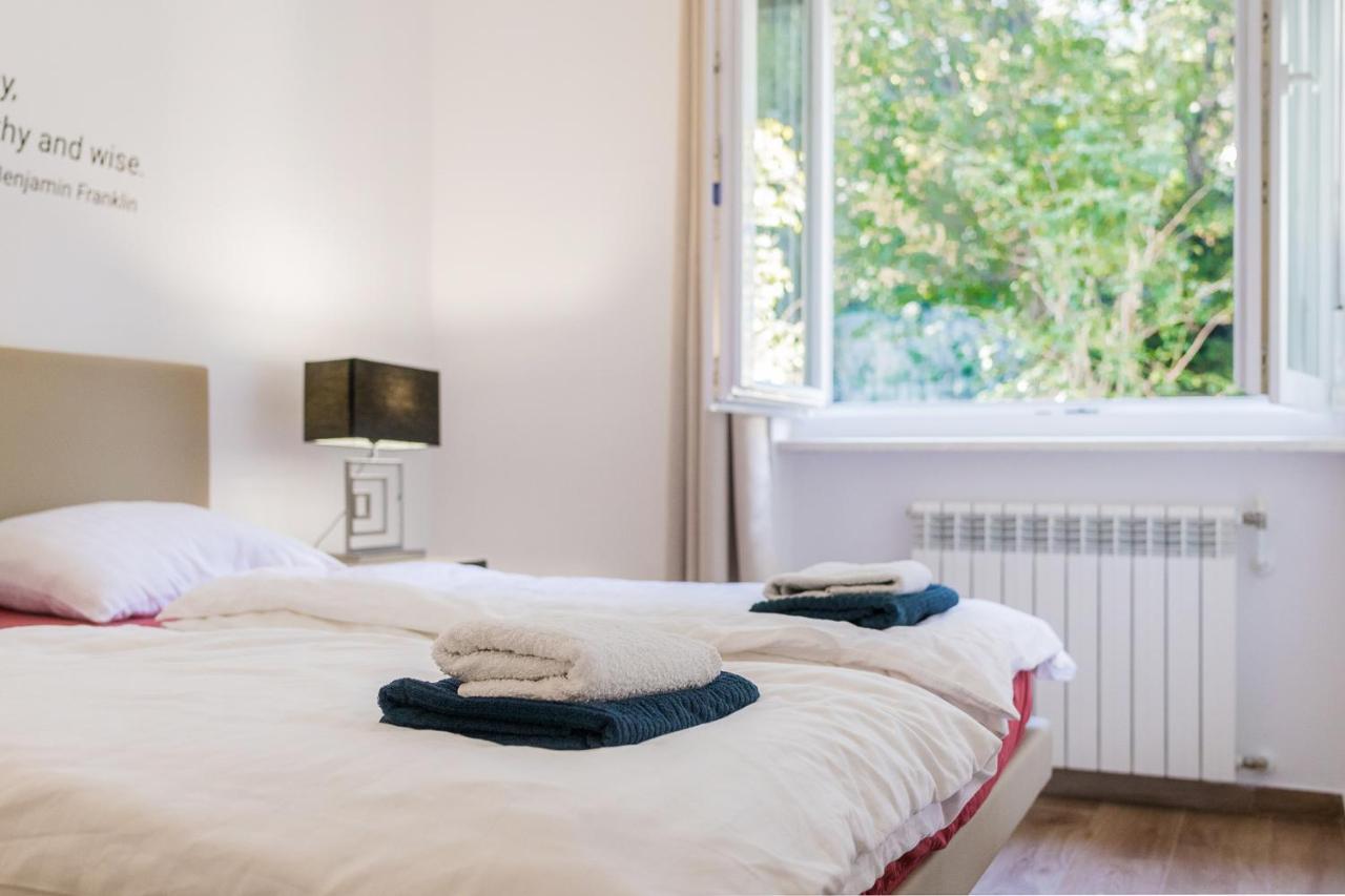 Modern 2Bdr Apartment In Old Town- Best Location Zagabria Esterno foto