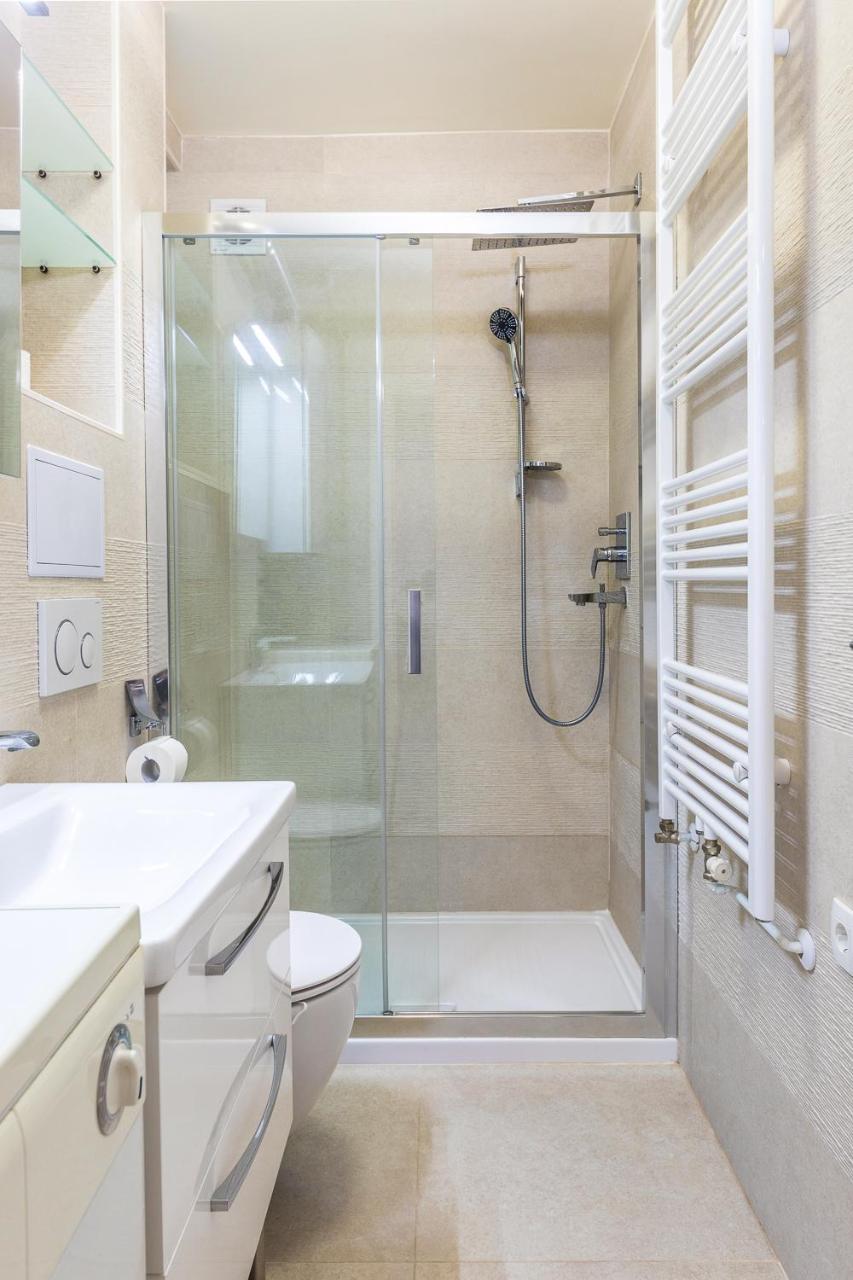 Modern 2Bdr Apartment In Old Town- Best Location Zagabria Esterno foto